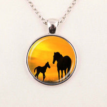 Wholesale Glass Dome Pendant mom and baby horses necklace horse silhouette