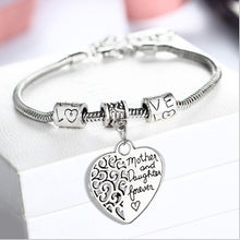 Crystal Rhinestone Love Heart Mom Mother Bangle Family Member Bracelet Engr
