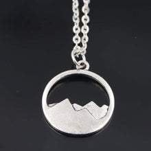 Hiking  Mountain Necklace Spirit Range Pendant Jewelry For Women Charm Chok