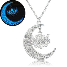 2017 Mother Day's Gifts Lettering"Mom"Luminous Glowing Pendant Necklaces Gl