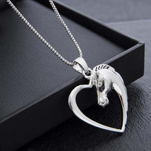 2 Pcs Fashion New Jewelry Plated White Horse In Heart Necklace Pendant Neck