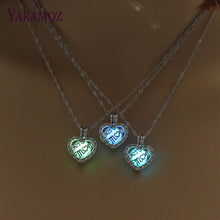 Wholesale Best MOM Luminous Necklace Heart Shape Pendant Choker Glowing Nec