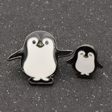 fashion lychee 2pcs Cute Shirt Collar Pin Penguin Mom And Kid Set Cartoon E
