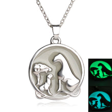 Women Fashion Jewelry Glow Necklace for Mom 2 Colors Luminous Lion Pendant