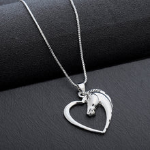 Shape shining Silver heart horse Pendant jewelry plated Silver Horse in Hea