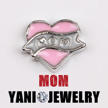 20pcs/lot Wholesale Enamel Pink Ribbon MOM Heart Charms for Living Floating