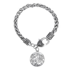 Minimal Brand MOM Message with you are the heart of our family Charm Bracel