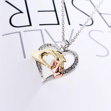 2017 New Arrival Necklace Love Heart Pendant With Mom Child Hand Dangle Nec