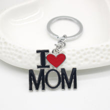 2017 Trendy Creative I Love PAPA MAMA DAD MOM Keychain Heart Family Red Lov