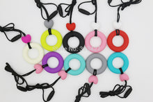 Simple Silicone Teething Necklace for Mom / Nursing Necklace Bonus/ Pendant
