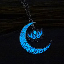 2017 Mother Day's Gifts Lettering"Mom"Luminous Glowing Pendant Necklaces Gl