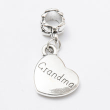 Wholesale 10pcs Tibetan Silver Heart Charms Dangle Metal Alloy Son Mom Dad