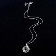 Round Hollow Tree Pendant Necklace The Gift to Mom 2017 new Hot sale letter