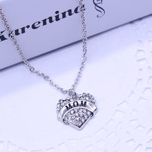 Factory Direct 2017 Mother's Day Mom Fashion Simple Letters MOM Alloy Neckl