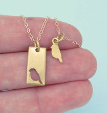 Creative cute Exquisite Bird Pendant Necklace Hot sale new alloy Popular wi