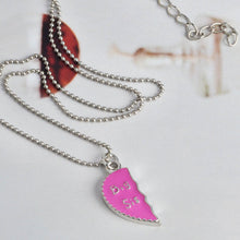 3 Pcs/set Engraved "big Sis Mom Little Sis" Love Heart Pendant Necklace Sim