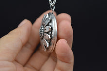 1pcs Filigree Vintage Photo Locket Pendant For Mom Birthday Gift Antique Si