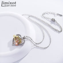 Beautiful Sparkle "Mother and Child's Hands" Pendant and Necklace Heart Nec