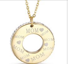 Hot Sale Mother's Day Silver/Gold Color Stainless Steel Mom Hearts Letter L