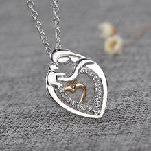 Fancy Mom Hold Child Heart Design Pendant Necklaces Silver Link Chain Neckl