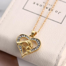 1Pcs/set Lovely Mother And Child Pendant Gift For Mom Golden Hand in hand H