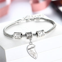 Hot 2PCS Mom Women Girl Femme Charm Statement Jewelry Mother Daughter Broke