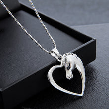 Shape shining Silver heart horse Pendant jewelry plated Silver Horse in Hea