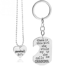 1 Set Families Series Necklace Keychain Girl's Stolen Heart Keyring Key Hol