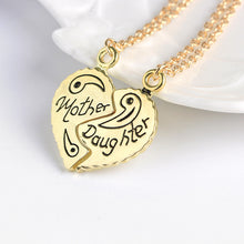 2pcs / set Broken Love "mother & daughter" Necklace Letter Pendant Mother's