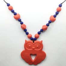 Teething necklace for mom and baby, made of safe chew food grade silicone o
