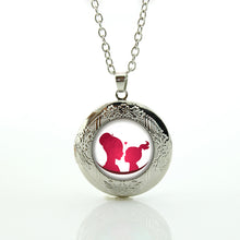 TAFREE Brand vintage Mother Kissing Kids silhouette locket pendant chain ne