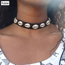 hzew Gothic Black Choker Necklace Boho Ethnic Natural Shell Bib Collar Neck