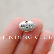 Free Shipping! 50 pcs 12x9mm Antique Silver Letter "Mom" pendant Charms DIY