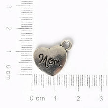 Free Shipping 40pcs 18x15mm Antique silver Letter "Mom"Heart Shape Pendant