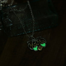 Mothers Day Gifts Mom Glowing Luminous Pendant Necklace Fashion Magic Glow