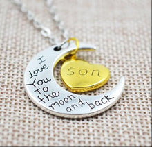 Mother's Day Gift Moon and Heart Lettering Necklace for Grandma MOM Daughte