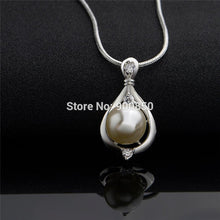 White Big Imitation Pearl Pendant Necklace For Women 2017 Fashion Snake Cha
