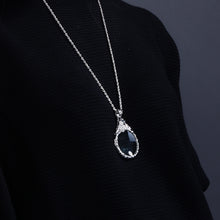 DreamCarnival 1989 Long Chain Necklace for Mom Parents Zoom Len Flower Pend