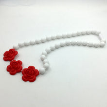 BPA Silicone Rose Necklaces HOT Flower beads knot baby chew necklace Nursin
