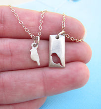 Creative cute Exquisite Bird Pendant Necklace Hot sale new alloy Popular wi