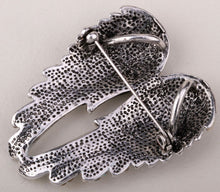 Angel wings brooch pin pendant women biker jewelry gifts for mom her wife g