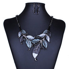 2017 Hot Sale Fashion Green Leaf Pendant Necklace Colorful Enamel Crystal F