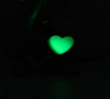 Daughter & Best Mom Love Heart I love Mom Chic Punk Glow In Dark Pendant Ne