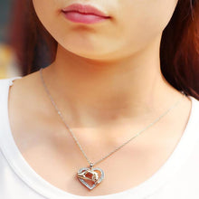 2017 New Arrival Necklace Love Heart Pendant With Mom Child Hand Dangle Nec